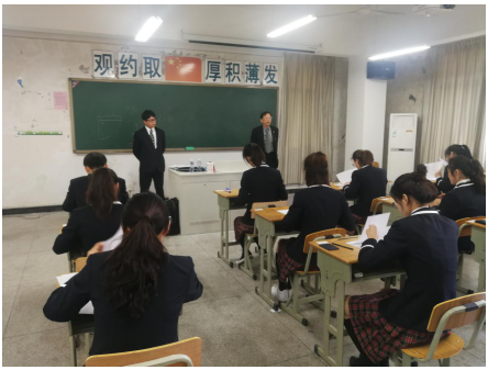 贝博官网2017级中日合作“2+2”项目学生赴日留学语言测试顺利举行