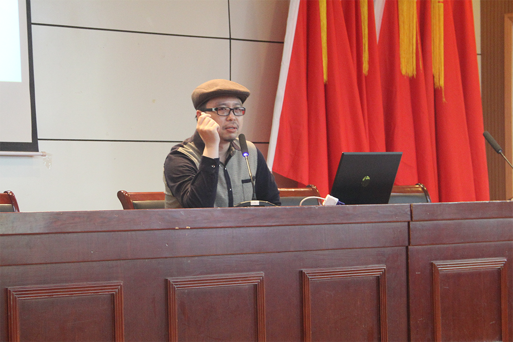 南京体育学院奥林匹克学院艺术系主任张旭副教授来贝博官网做数字媒体专题讲座