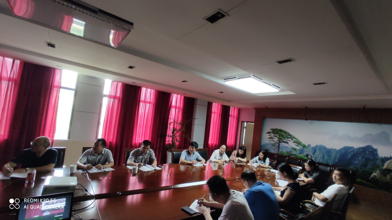 贝博官网干部师生参加《习近平谈治国理政》第三卷宣讲学习辅导报告会