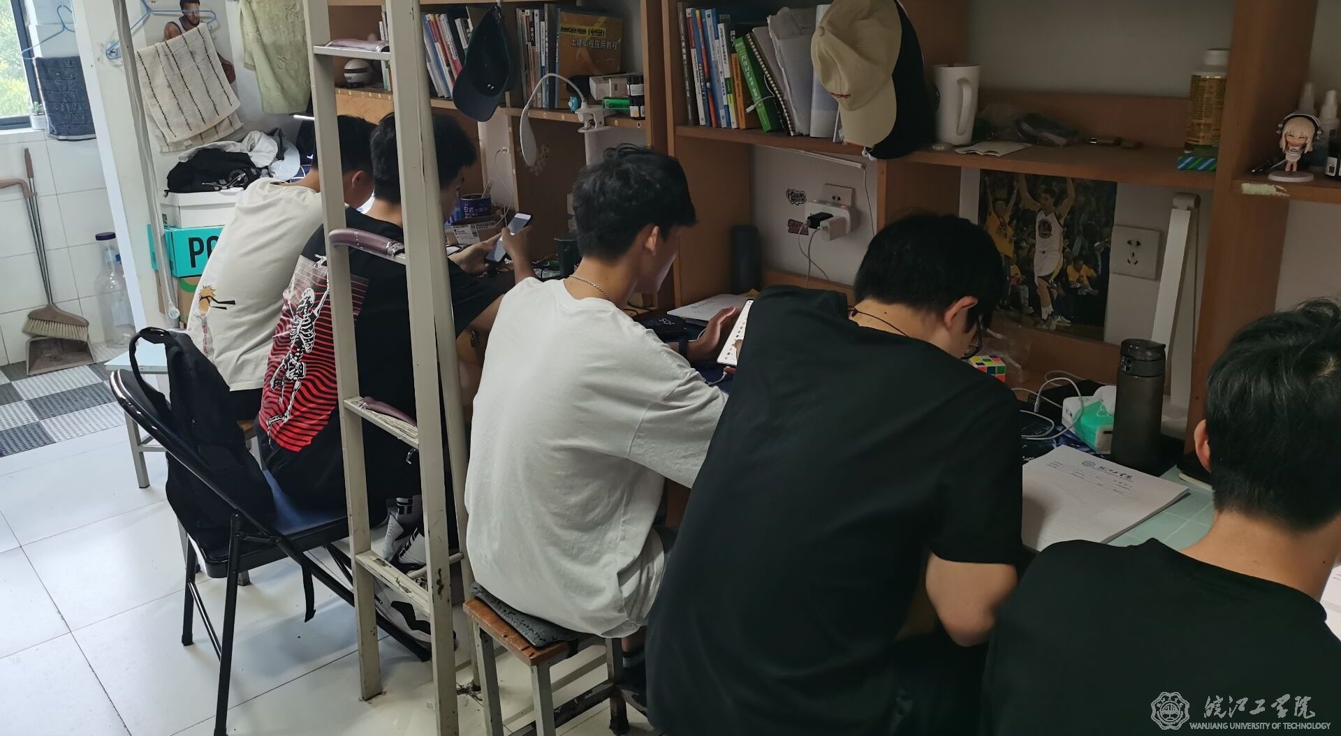 贝博官网举办第二届“词达人杯”线上英语词汇竞赛