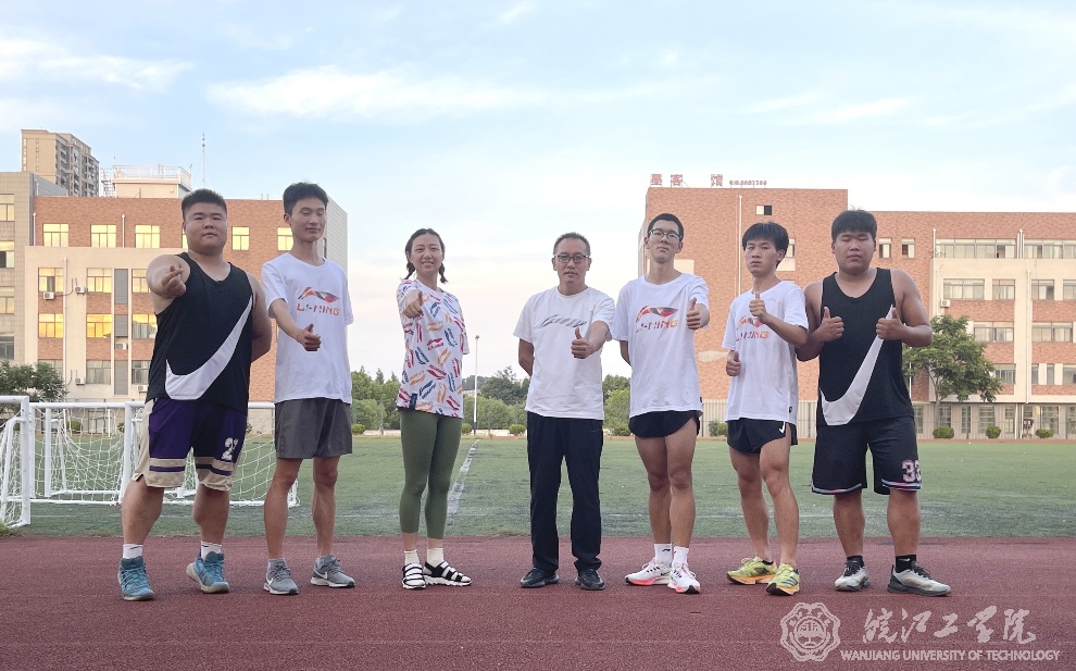 贝博官网田径运动员积极备战省第十五届运动会