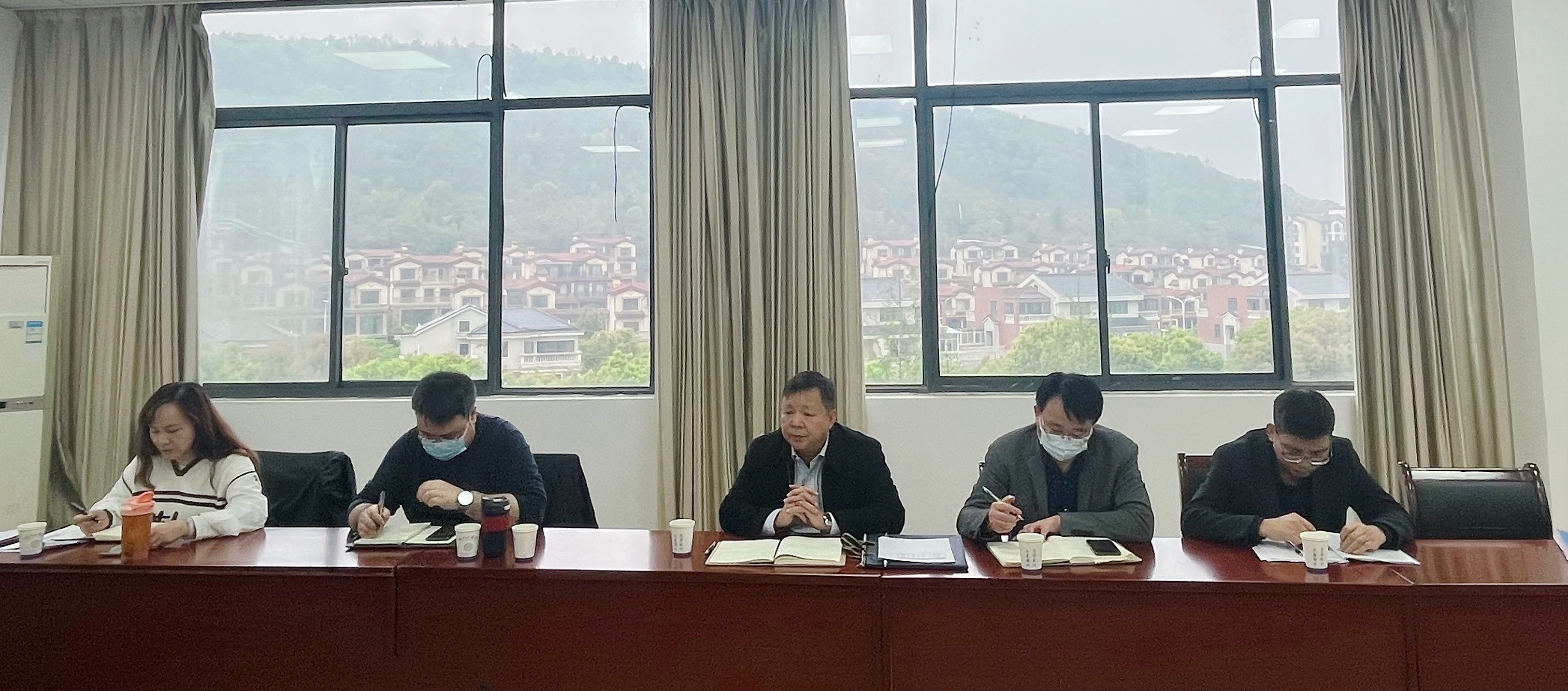 贝博官网开展学生工作专题调研