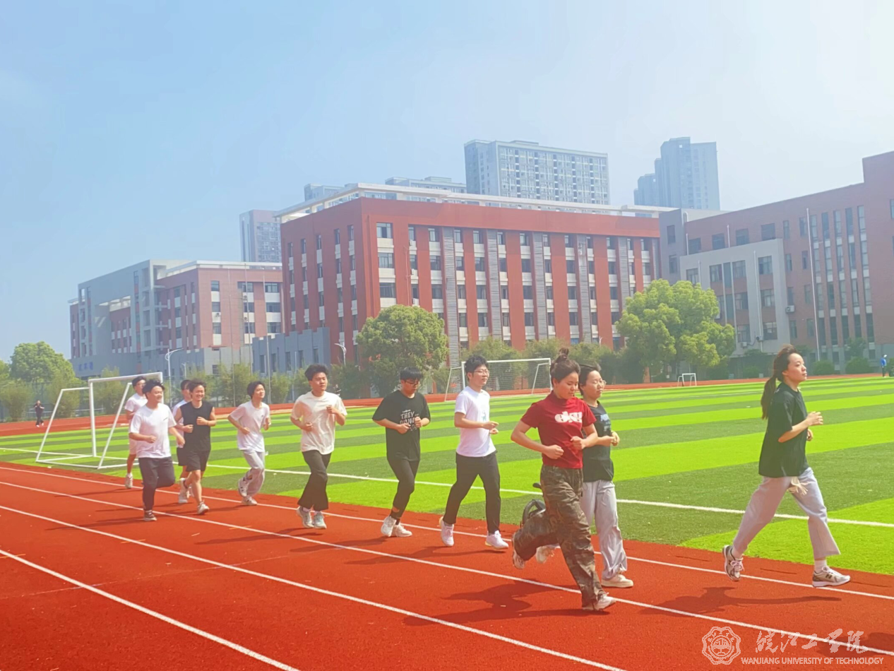 BB贝博艾弗森官方网站成功举办第一届体质达标运动会