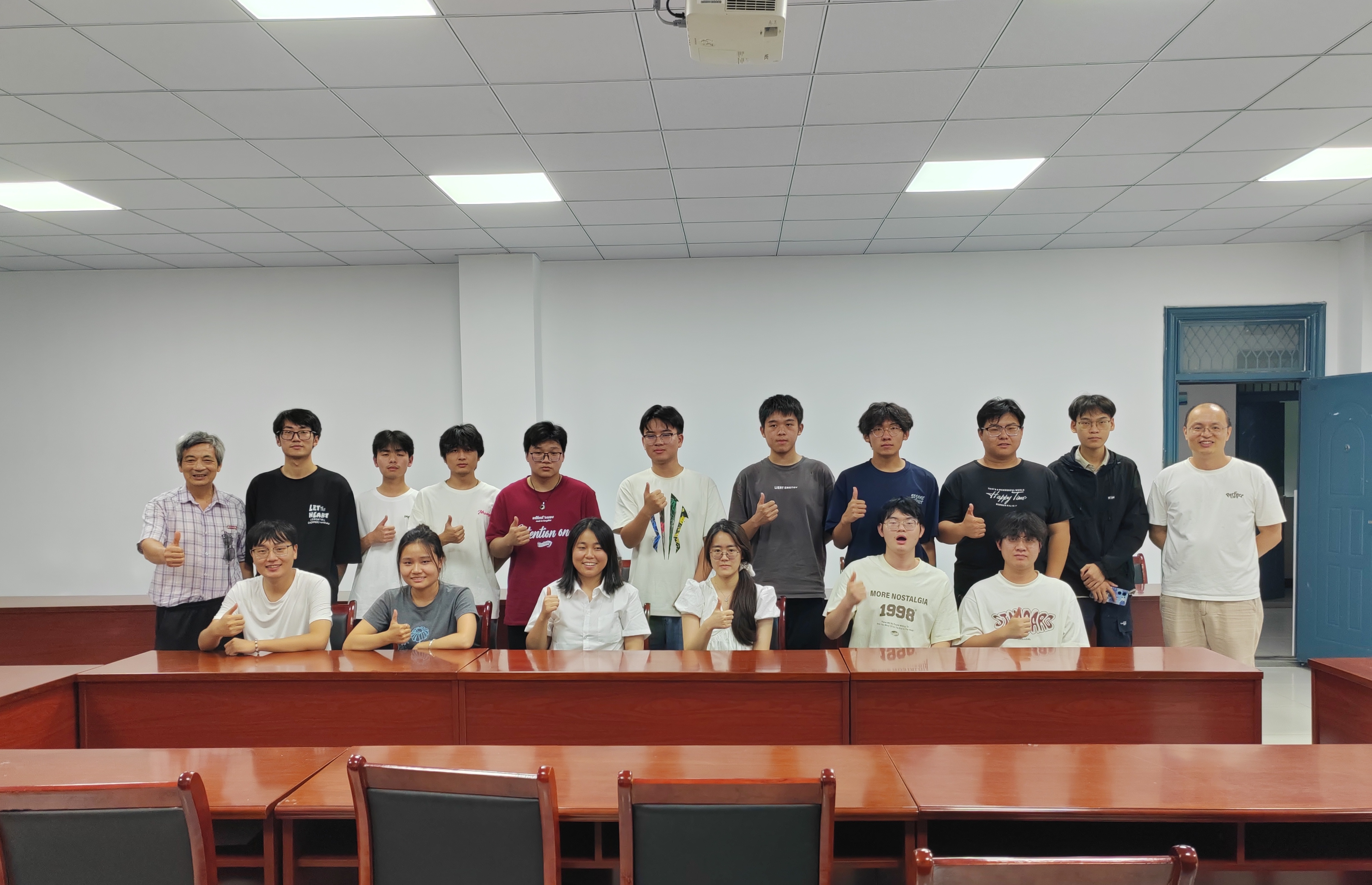 BB贝博艾弗森官方网站(原河海大学文天学院）2025年秋季学期创新与产业工程师学院学生自主管理委员会第二次会议